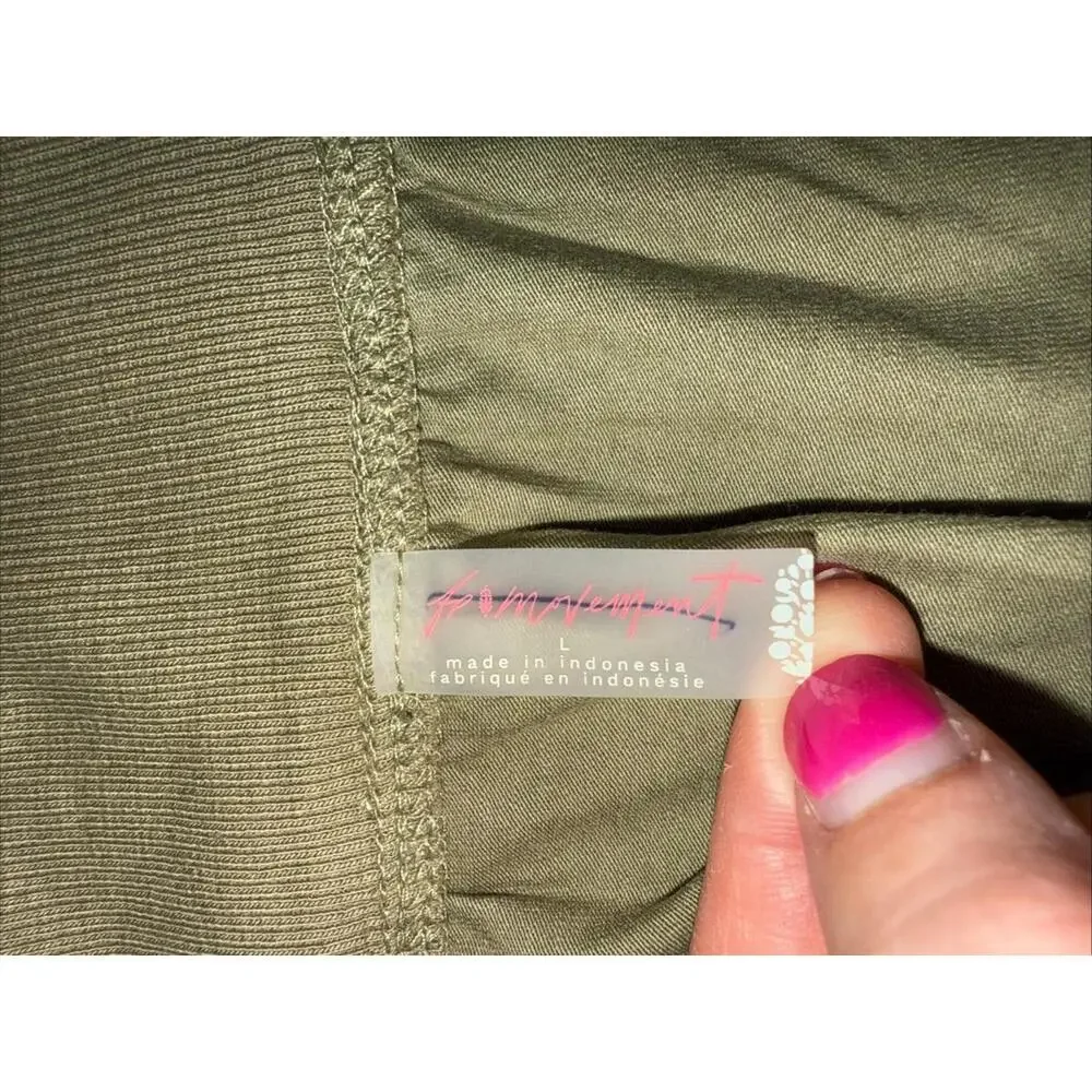 FREE PEOPLE Shorts L FP MOVEMENT Hot Shot Harem Elastic Waistband Pull On Green - Picture 9 of 9